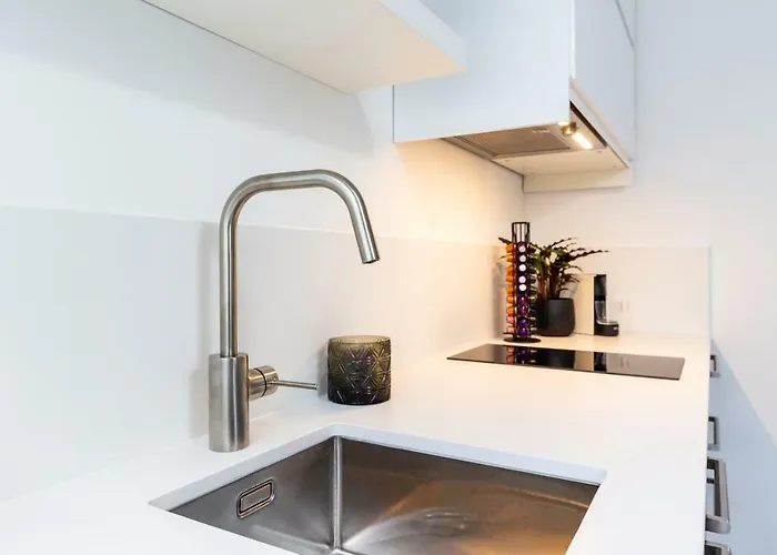 Original Twin Station 30b Delft